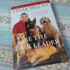 CESAR MILLAN BOOK LIKE NEW CONDITION